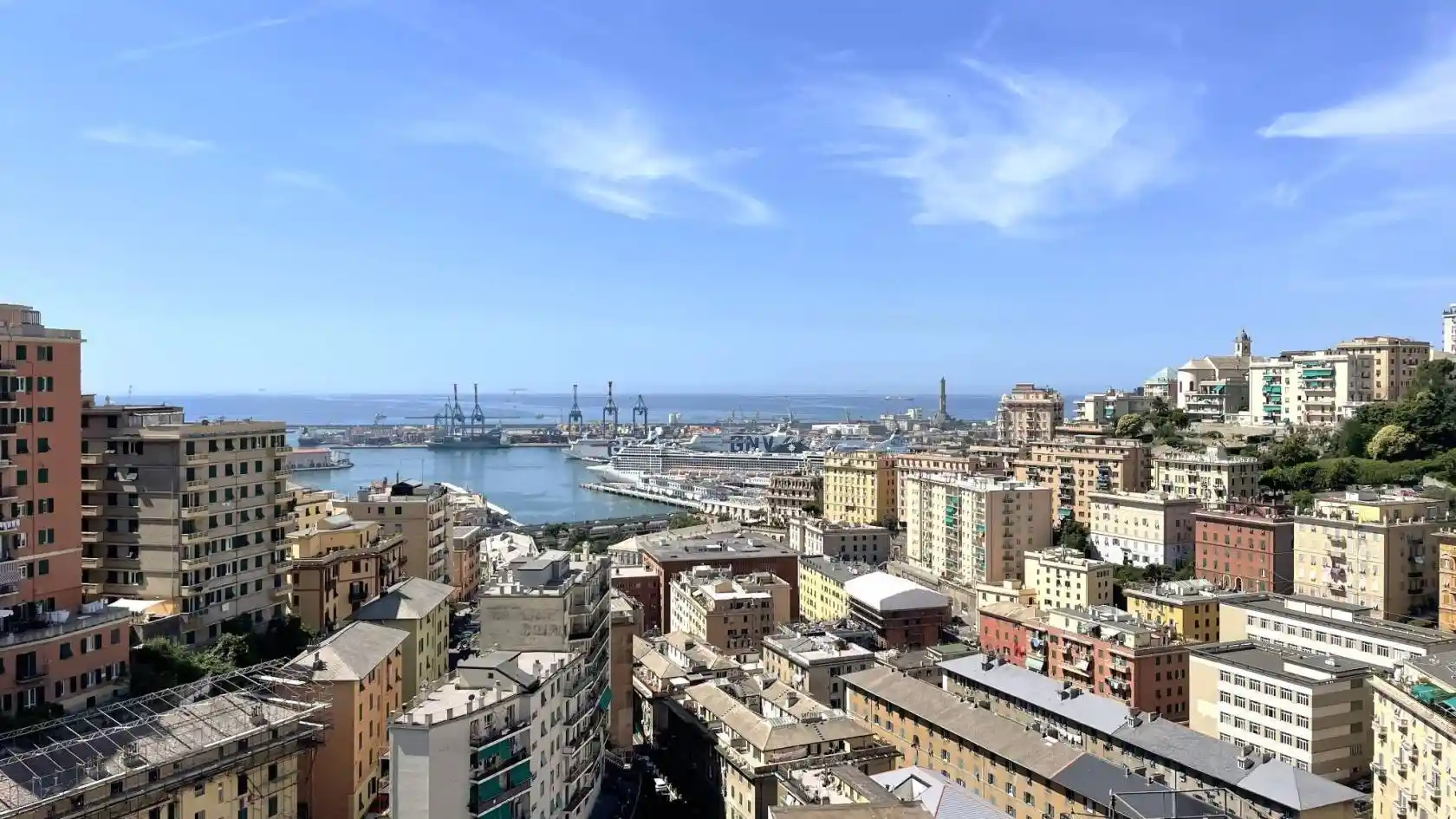 Appartamento in vendita a Genova