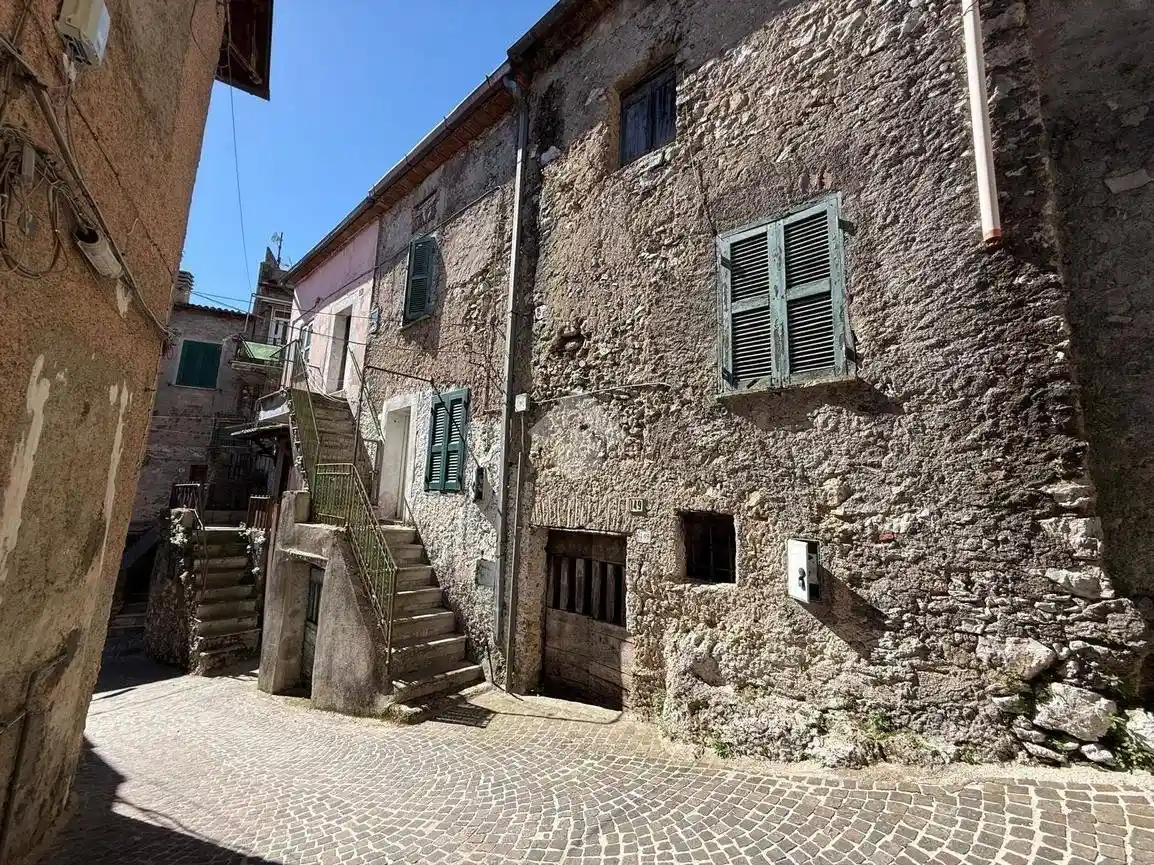 Appartamento in vendita a Sgurgola