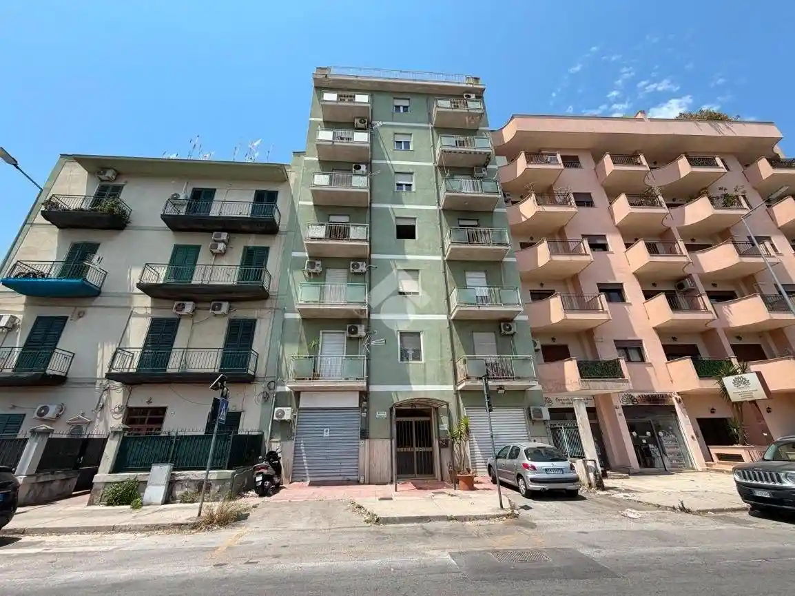 Appartamento in vendita a Palermo