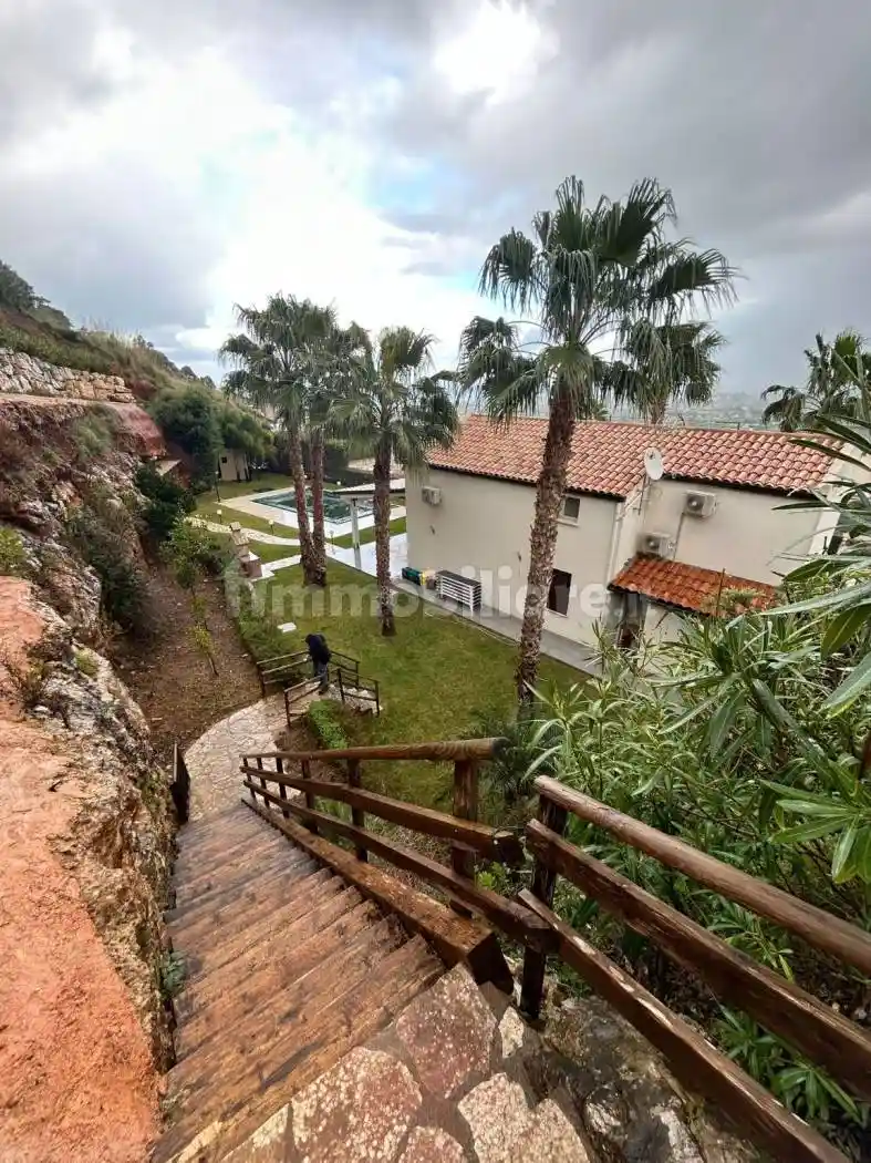Villa in vendita a Castellammare del Golfo