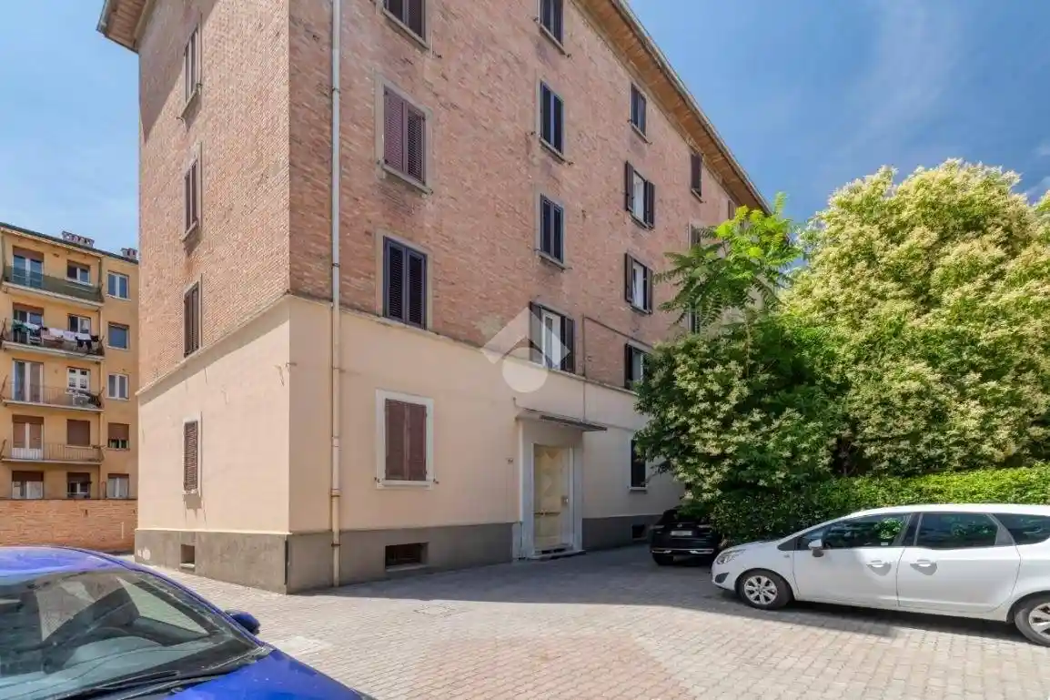 Appartamento in vendita a Bologna