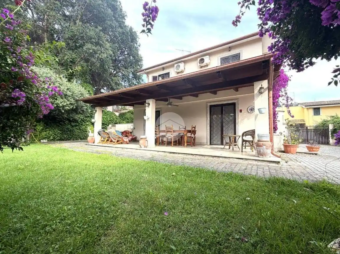 Villa in vendita a Anzio