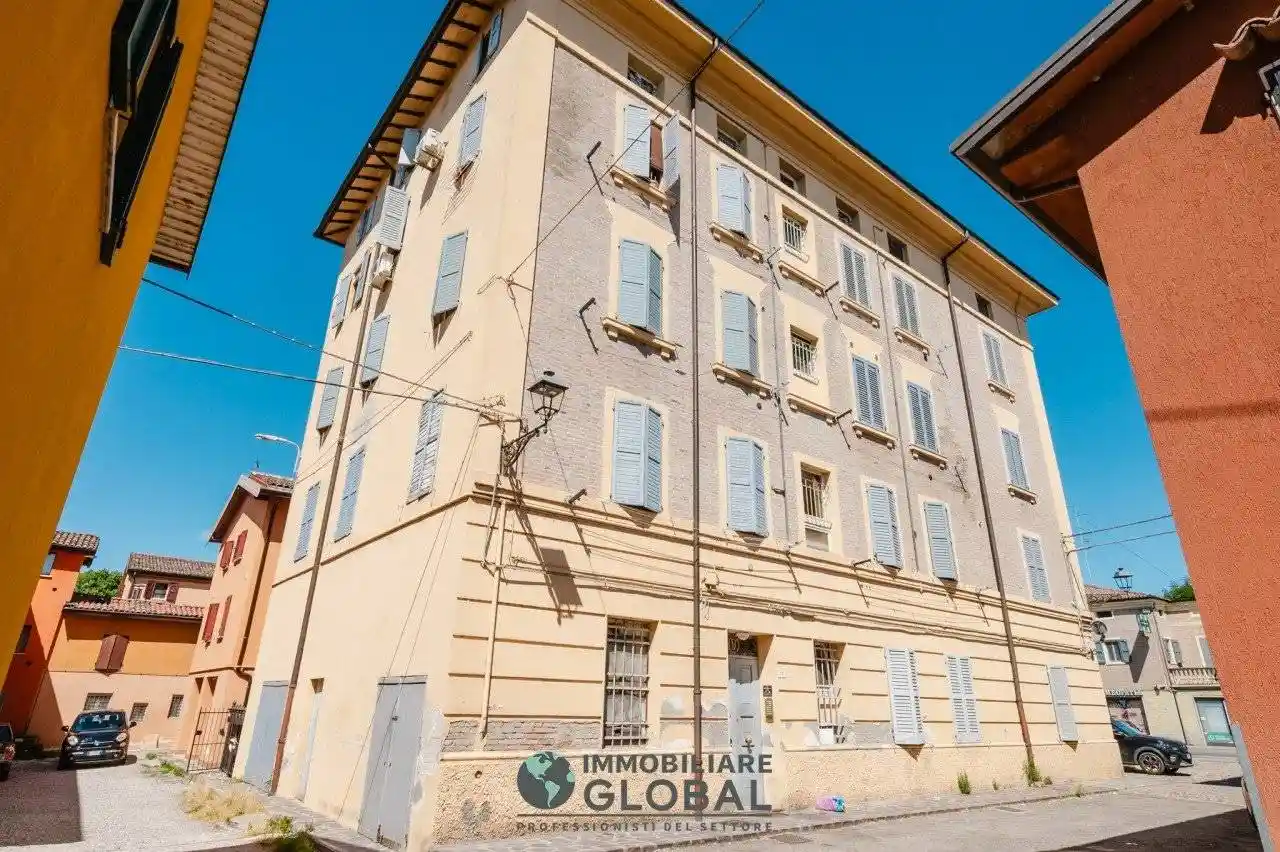 Appartamento in vendita a Modena