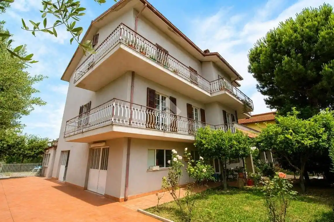 Casa indipendente in vendita a Loreto