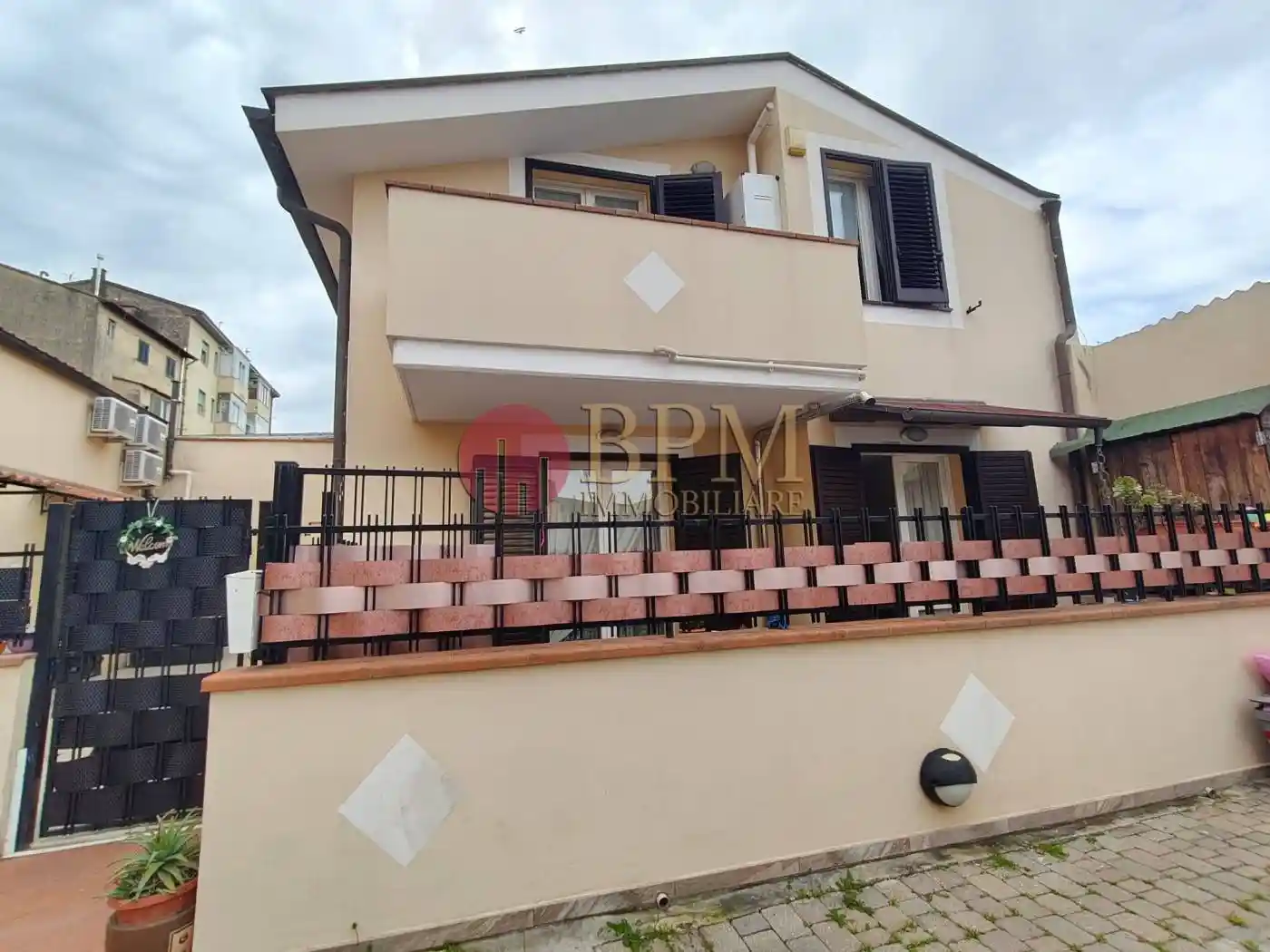 Casa indipendente in vendita a Livorno