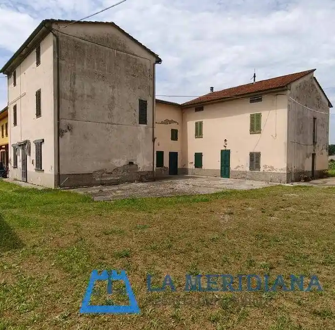 Casa indipendente in vendita a Larciano