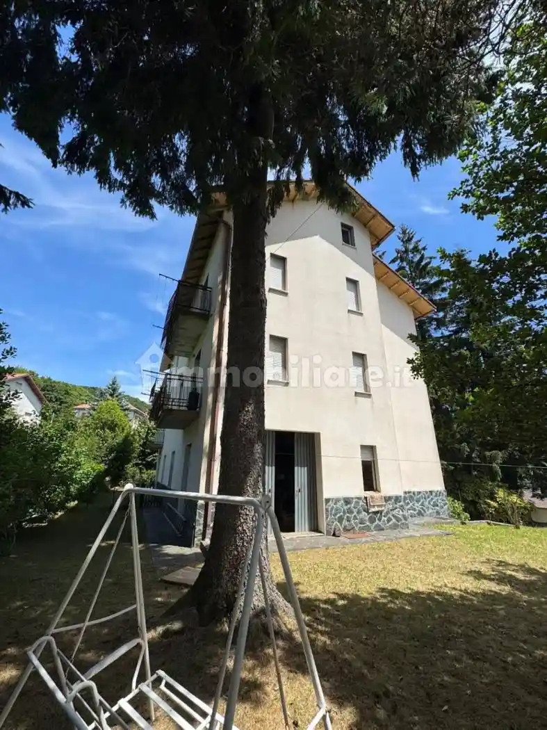 Villa in vendita a Urbe