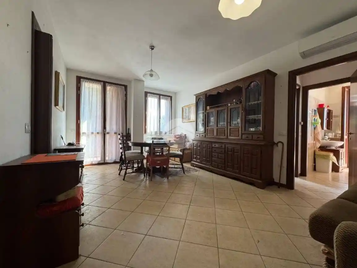 Appartamento in vendita a Montechiarugolo