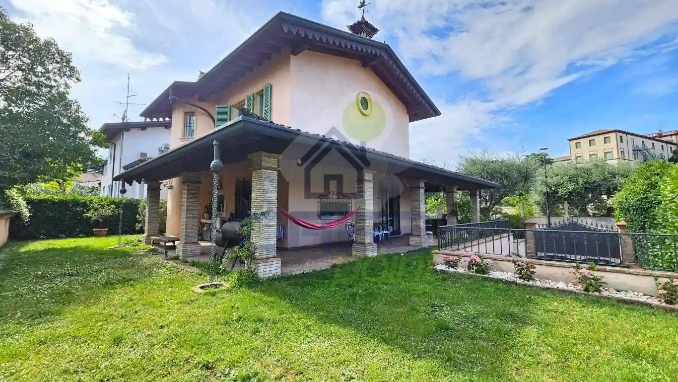 Villa - foto 5