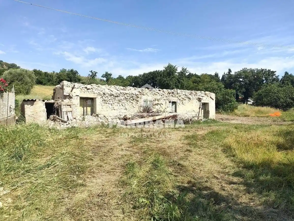 Rustico - Casale in vendita a Montescudo - Montecolombo