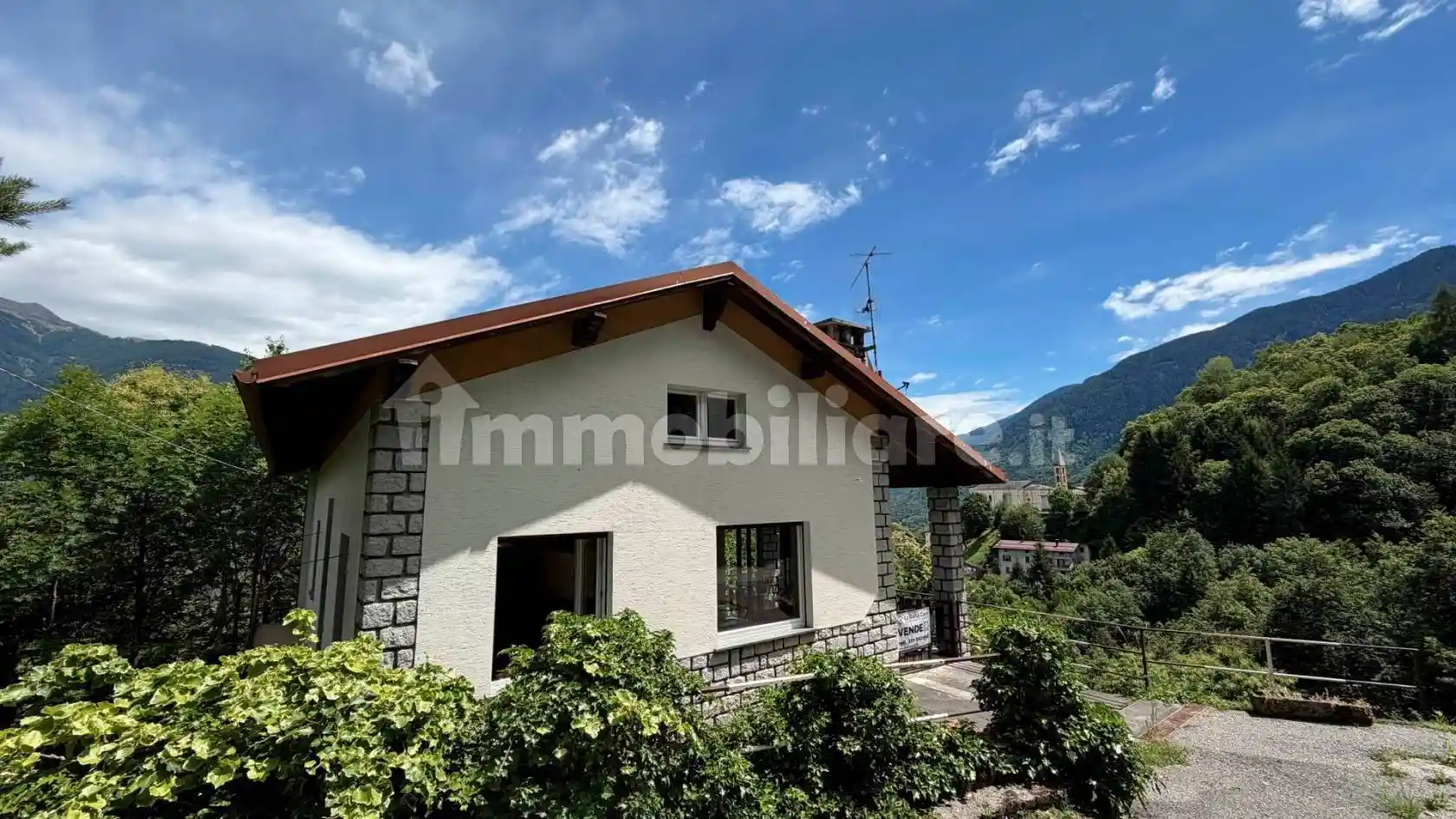 Villa in vendita a Castello dell'Acqua