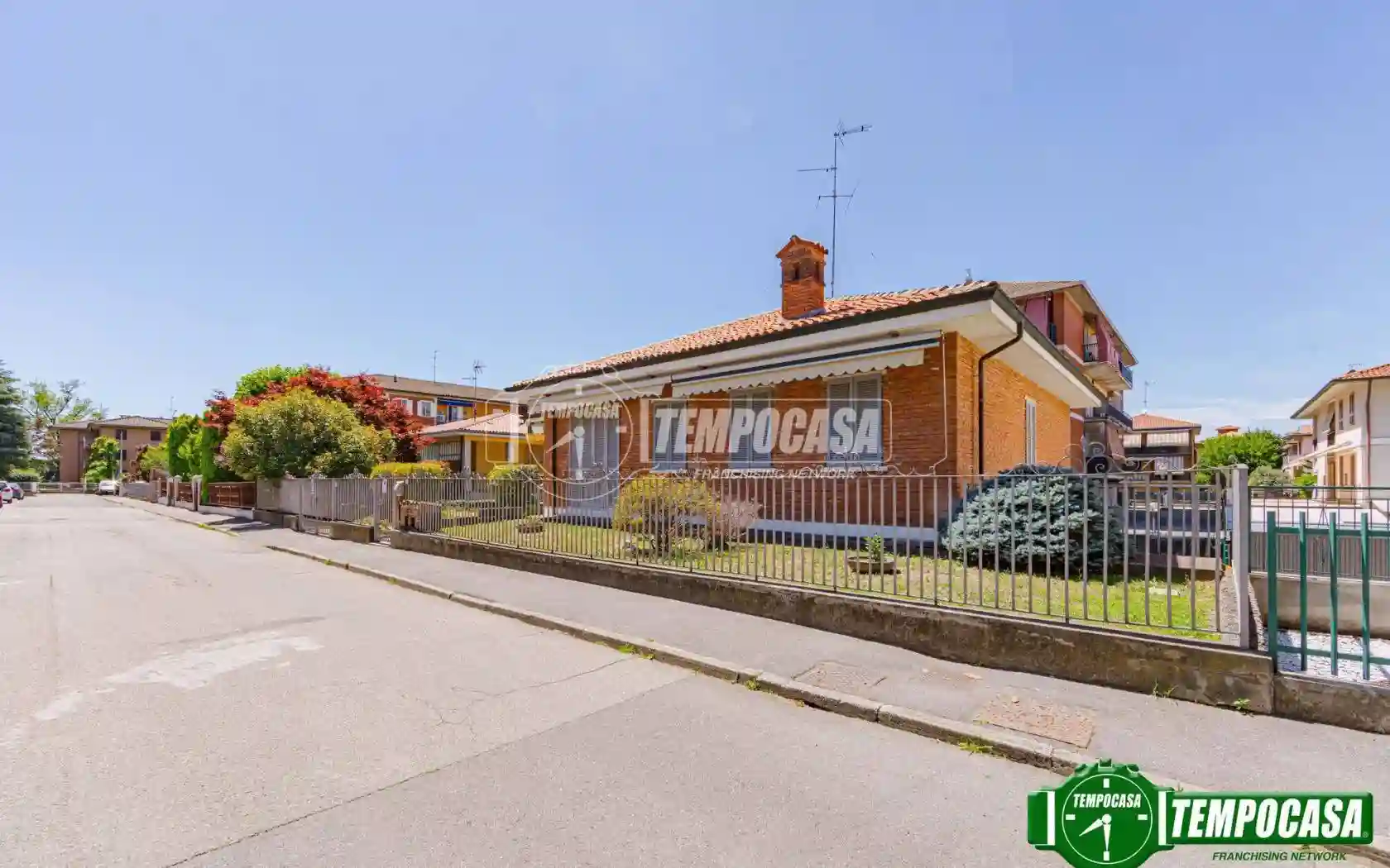 Villa - foto 2