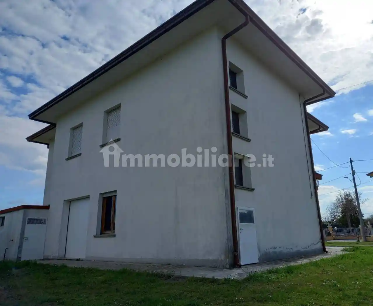 Casa indipendente in vendita a Rimini