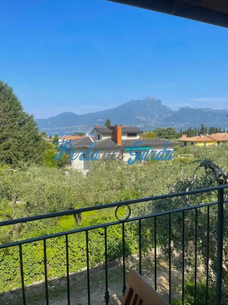 Appartamento in affitto a Torri del Benaco