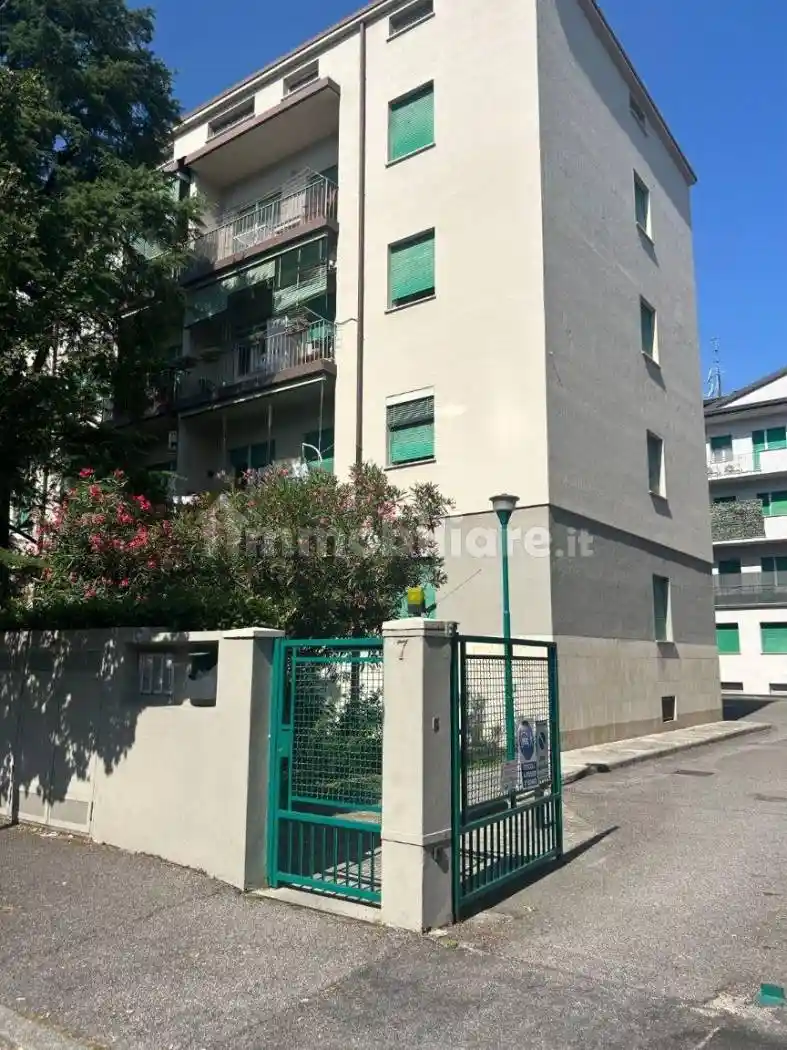 Appartamento in vendita a Brescia