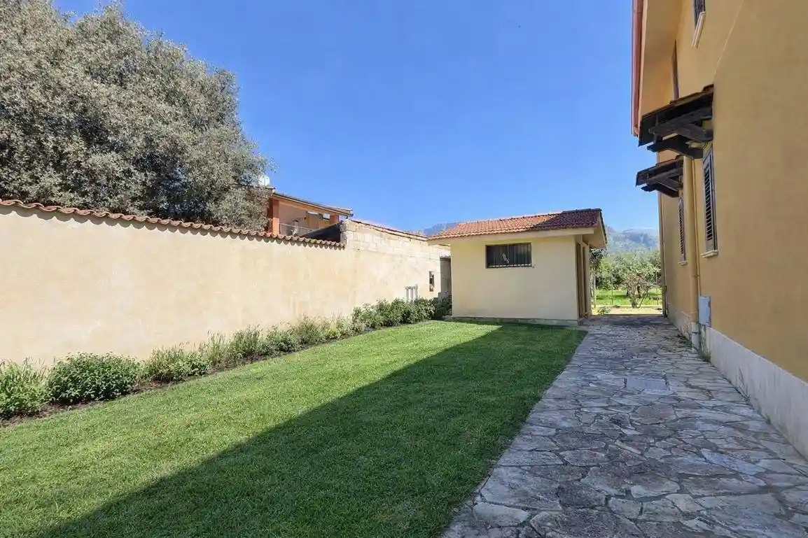 Villa in vendita a Trappeto