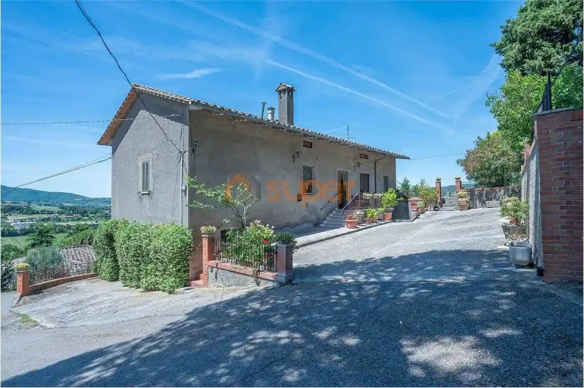 Casa indipendente in vendita a Corciano