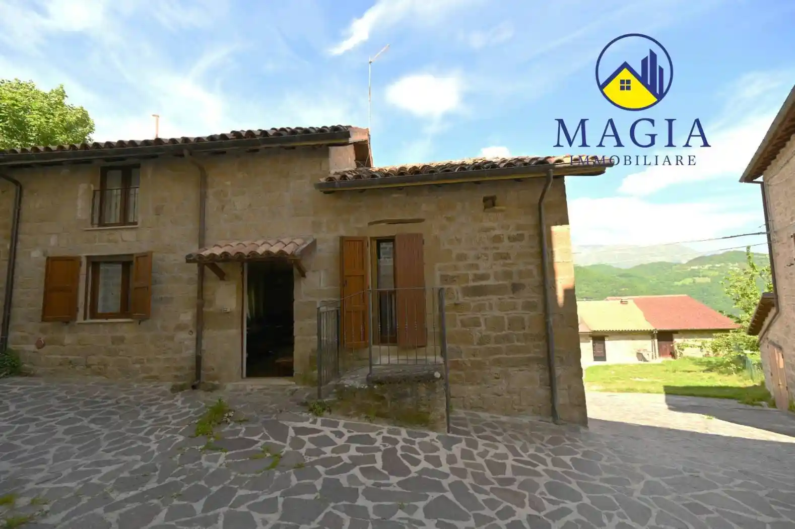 Casa indipendente in vendita a Montegallo