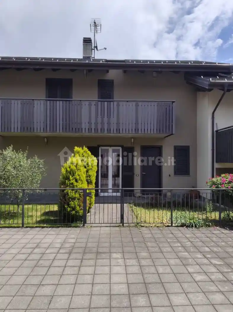 Villetta a schiera in vendita a Postalesio