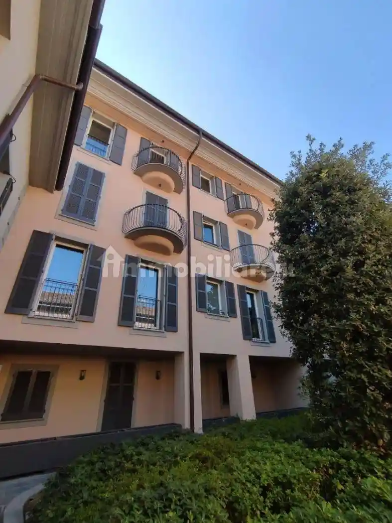 Appartamento in affitto a Monza