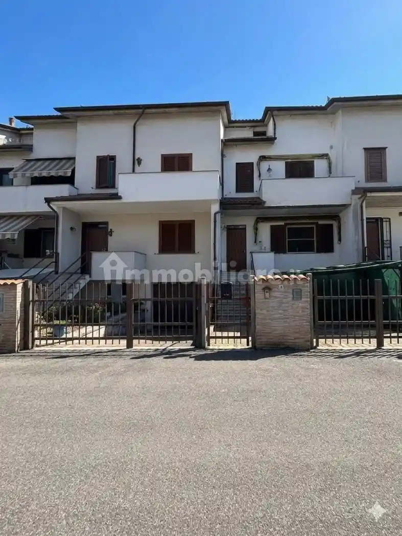Villetta a schiera in vendita a Casorate Primo