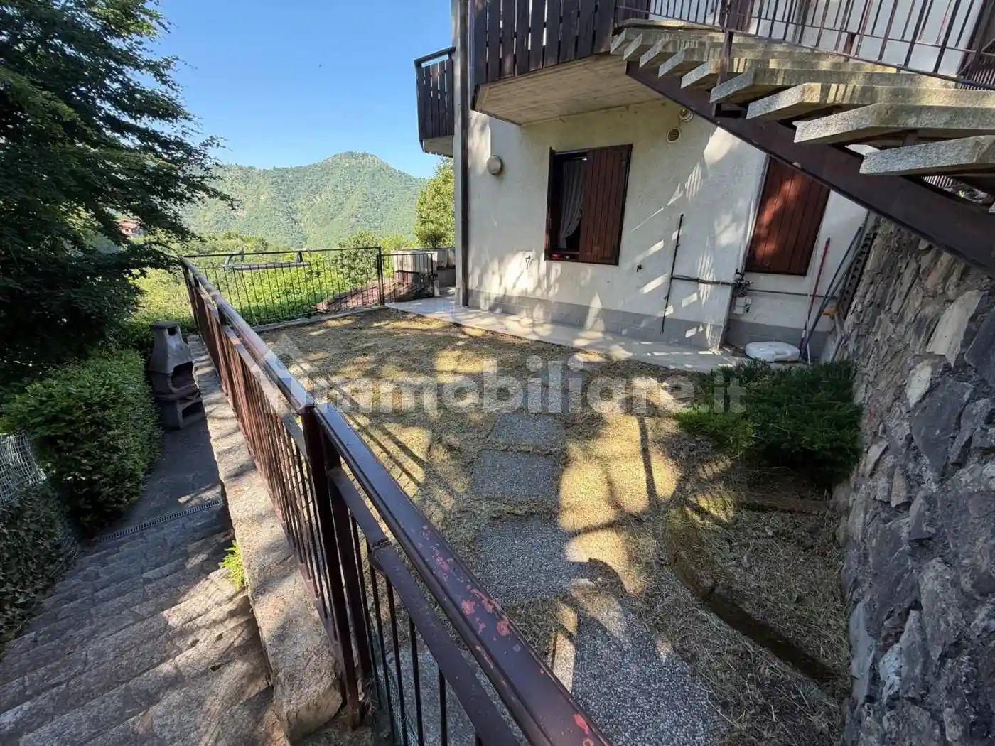 Appartamento in vendita a Selvino