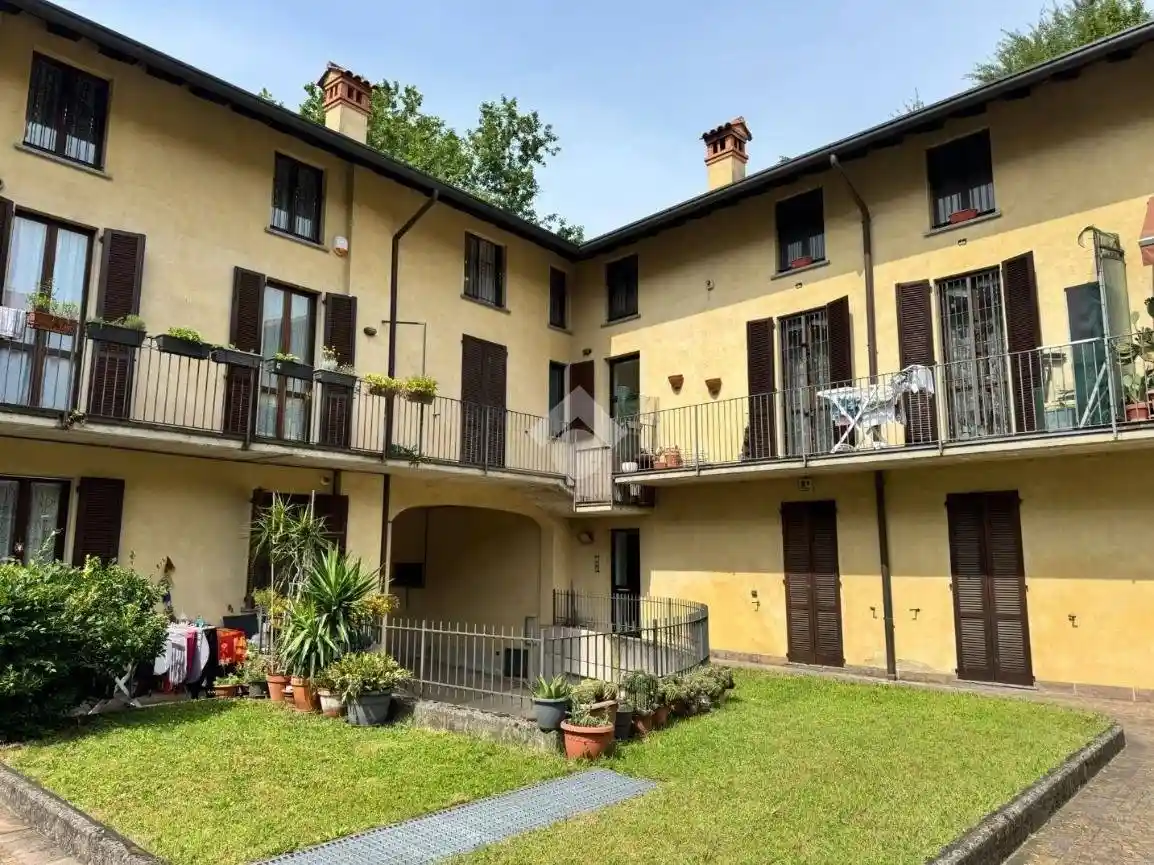 Appartamento in vendita a Osnago