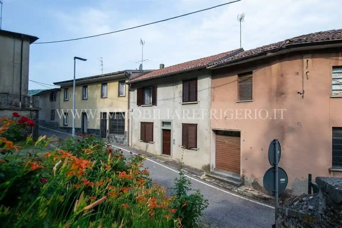 Casa indipendente in vendita a Torre de' Busi