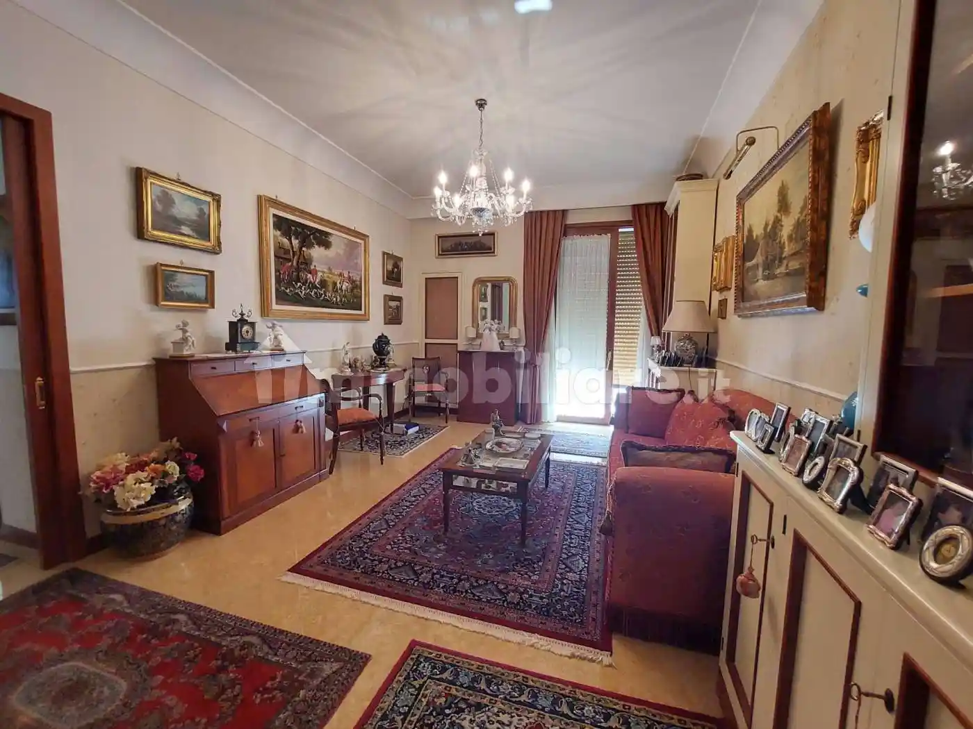 Appartamento in vendita a Napoli
