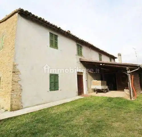 Rustico - Casale in vendita a Urbania