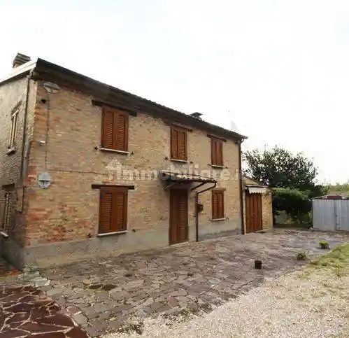 Rustico - Casale in vendita a Urbino