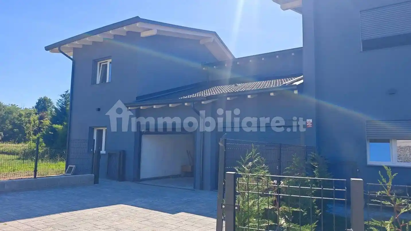 Villa in vendita a Fino Mornasco