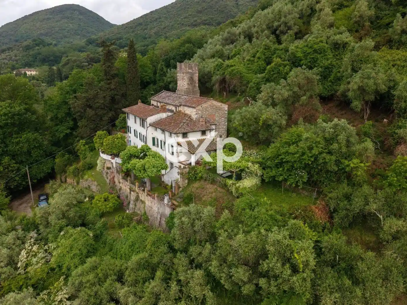 Rustico - Casale in vendita a Lucca