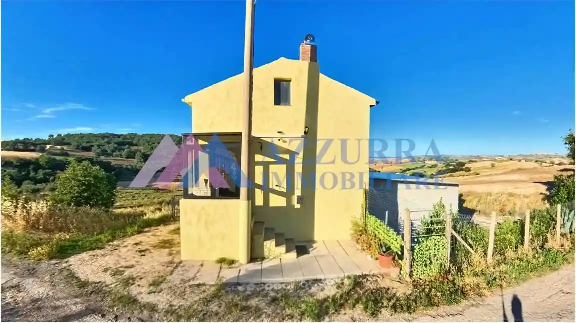 Rustico - Casale in vendita a Tavenna