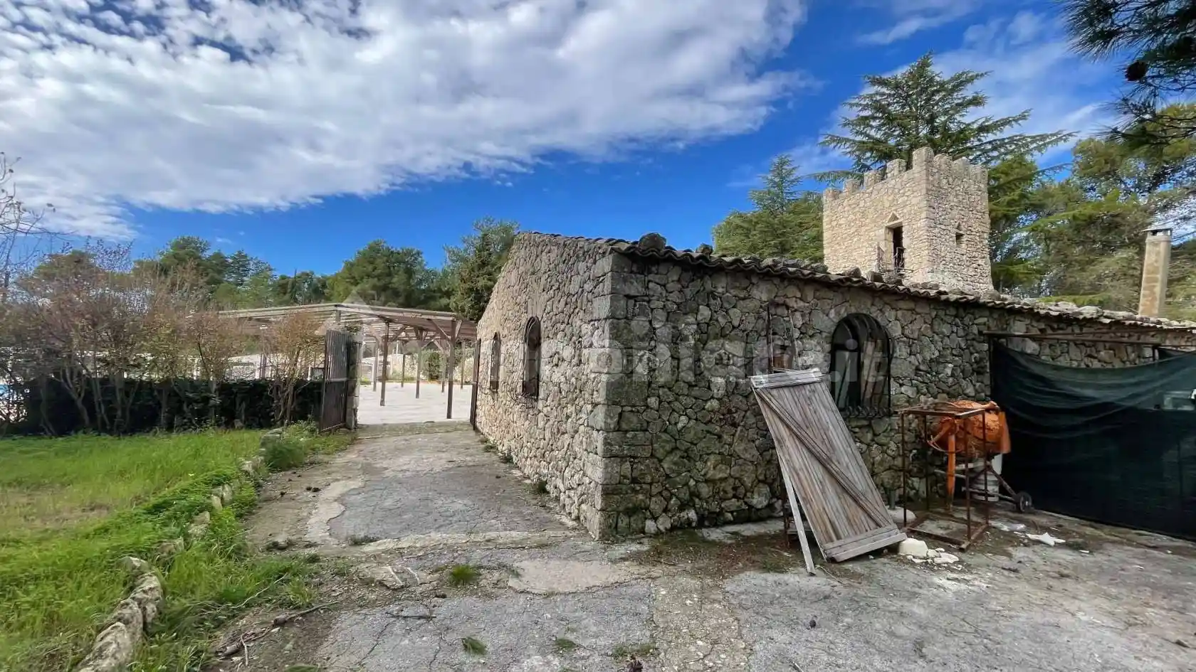 Palazzo - Edificio in vendita a Palazzolo Acreide