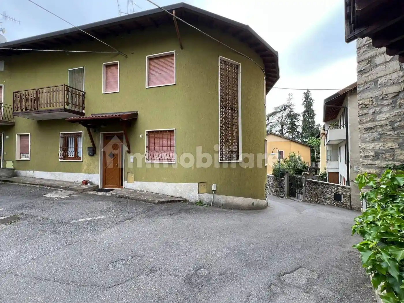 Appartamento in affitto a Pradalunga