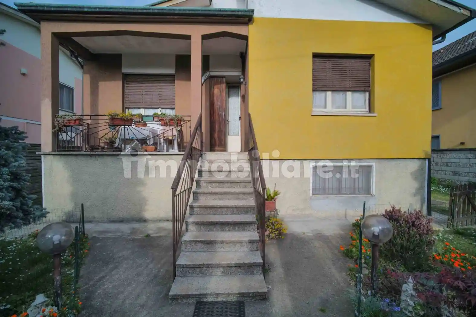 Villa in vendita a Castano Primo