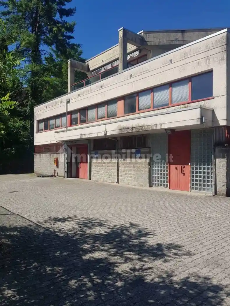 Palazzo - Edificio in vendita a Como