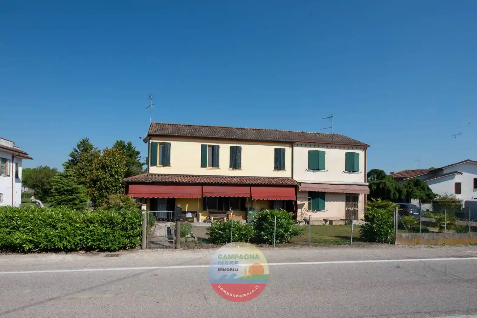 Villa in vendita a Riva del Po