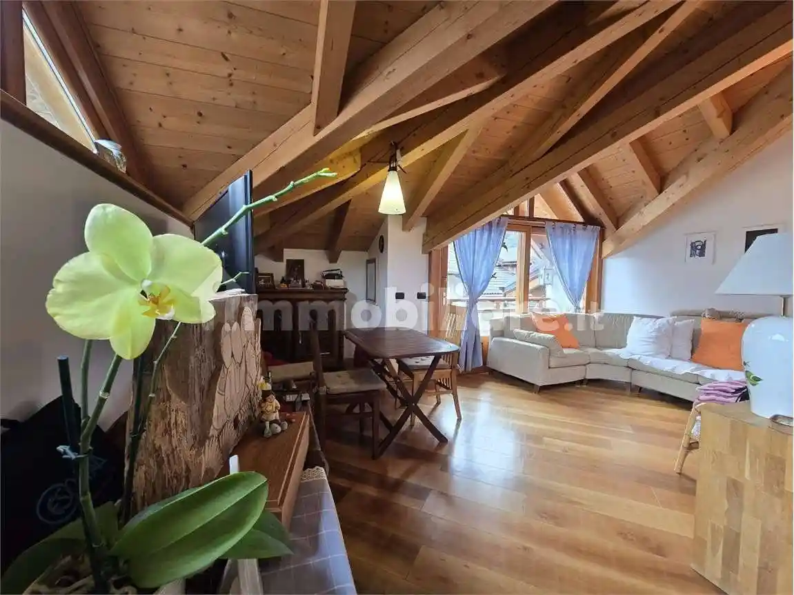 Casa indipendente in vendita a Ornavasso