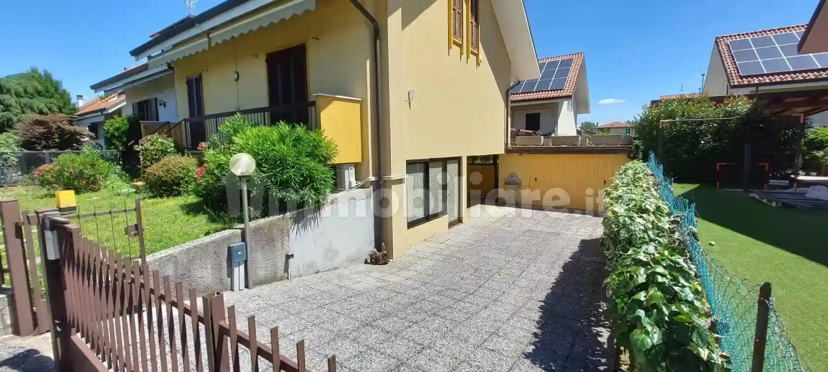 Villa - foto 2