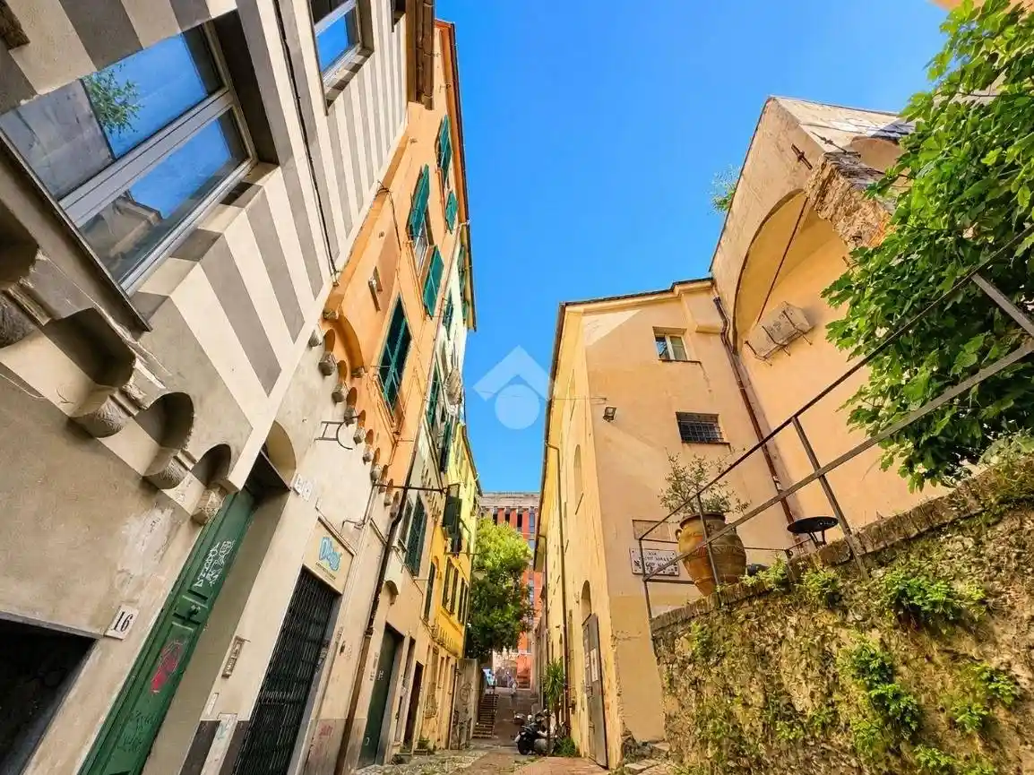 Appartamento in vendita a Genova