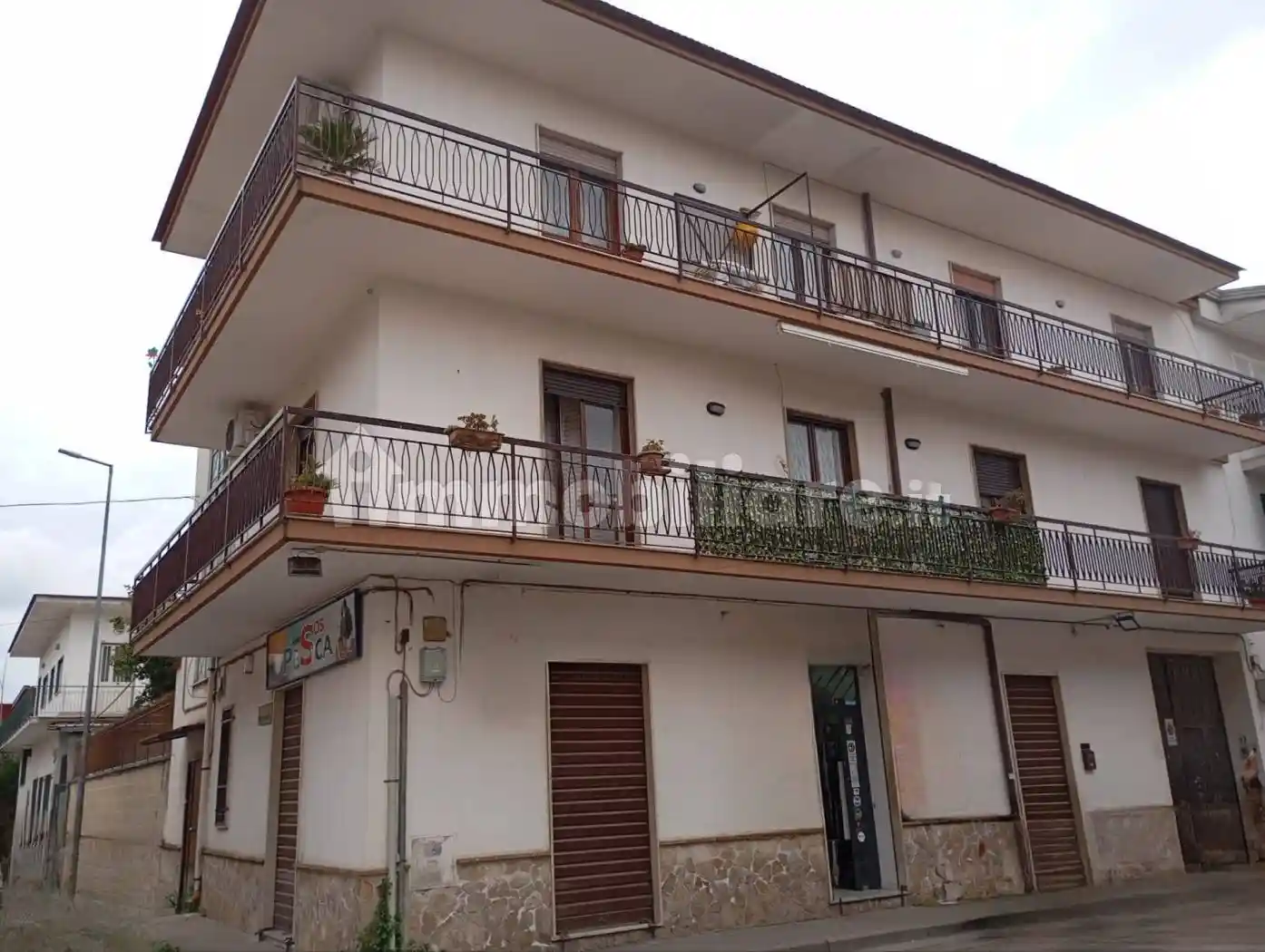 Palazzo - Edificio in vendita a Frattaminore