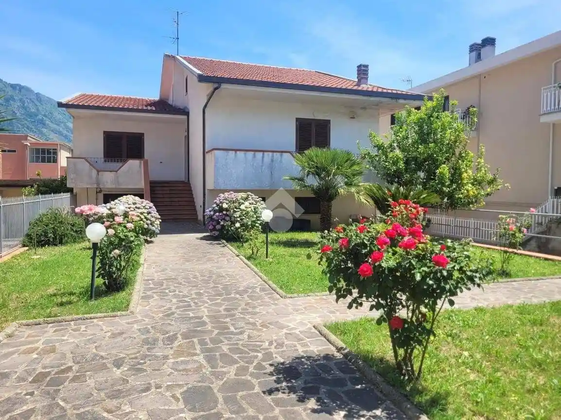 Villa in vendita a Airola