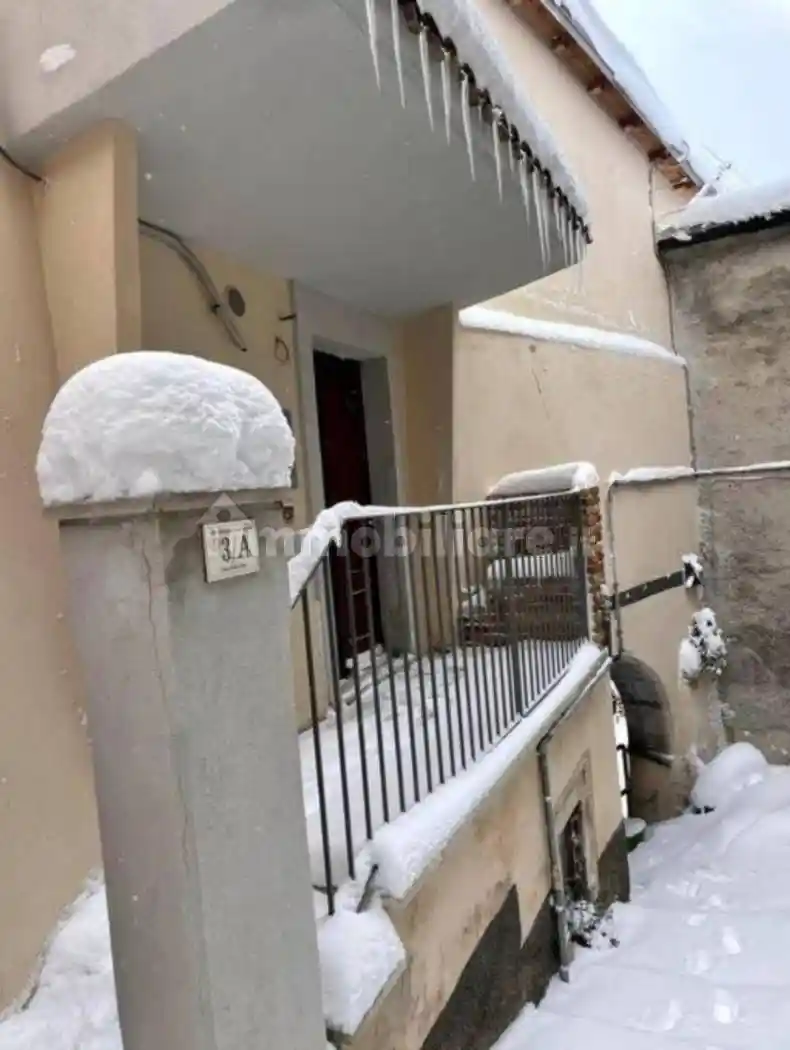 Appartamento in vendita a Rocca di Cambio