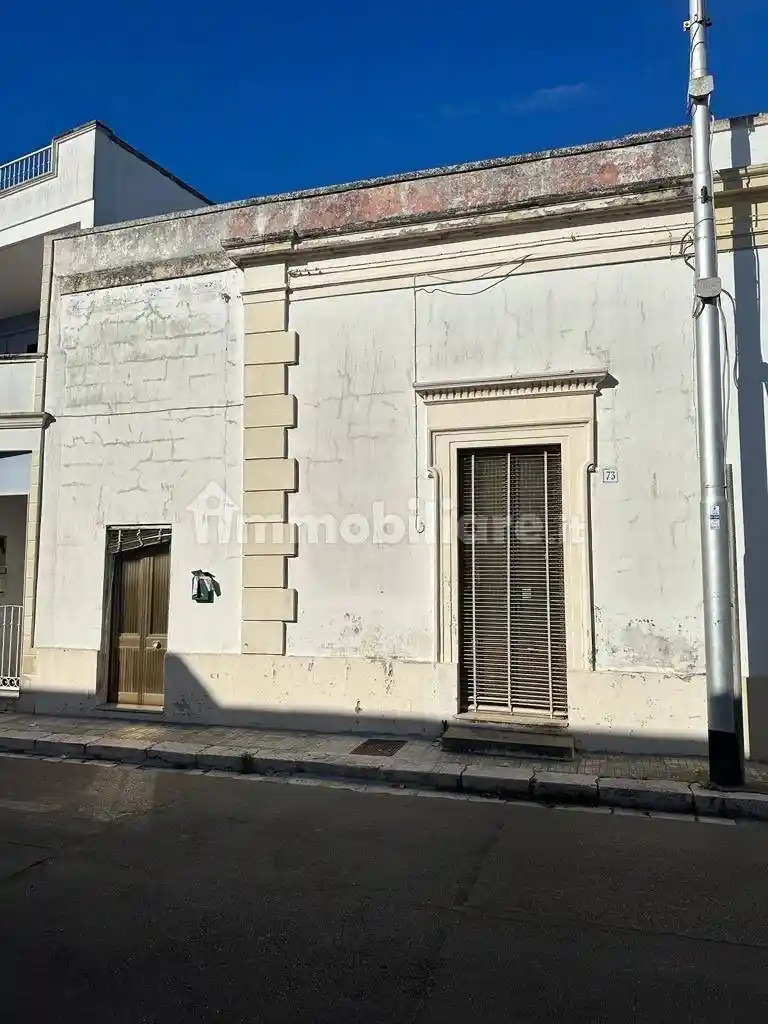 Casa indipendente in vendita a Caprarica di Lecce