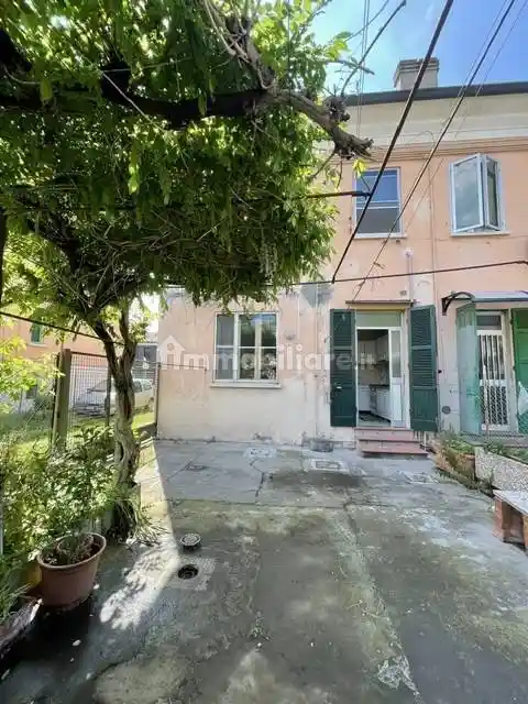 Casa indipendente in vendita a Ravenna