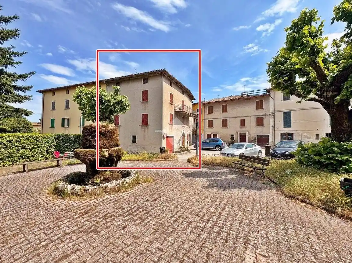 Casa indipendente in vendita a Fossato di Vico