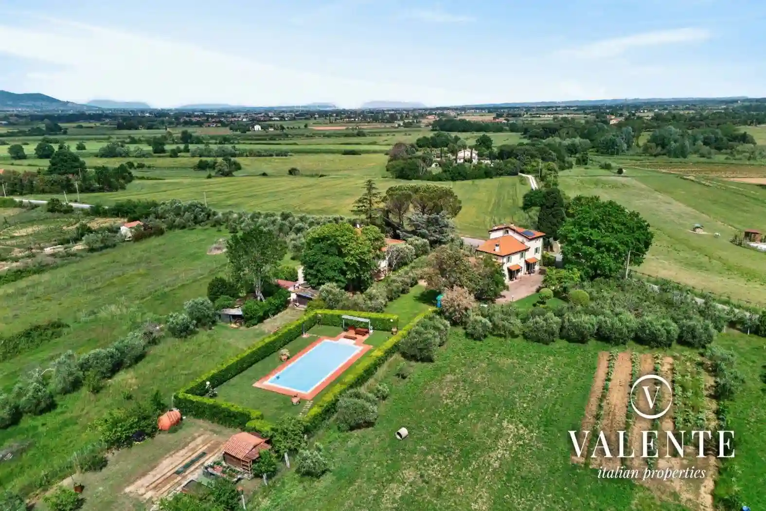 Villa - foto 2