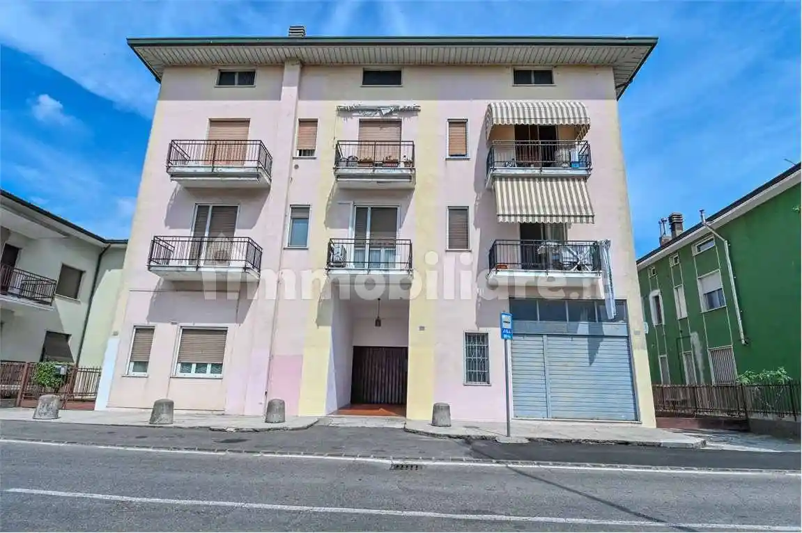 Appartamento in vendita a Romano di Lombardia